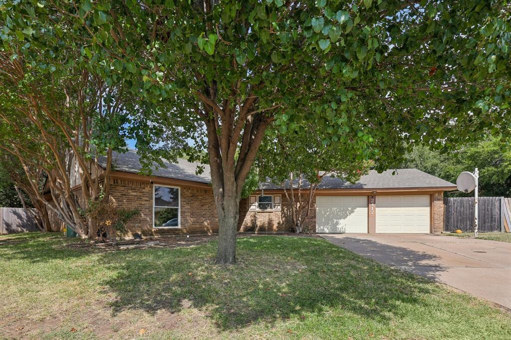 2417 Meadow Court