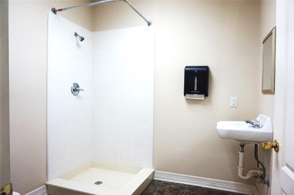 Otp Sherman - Commercial Lease