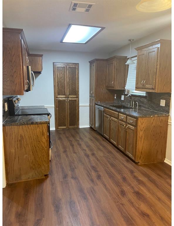 Walnut Creek Valley Add - Residential Lease