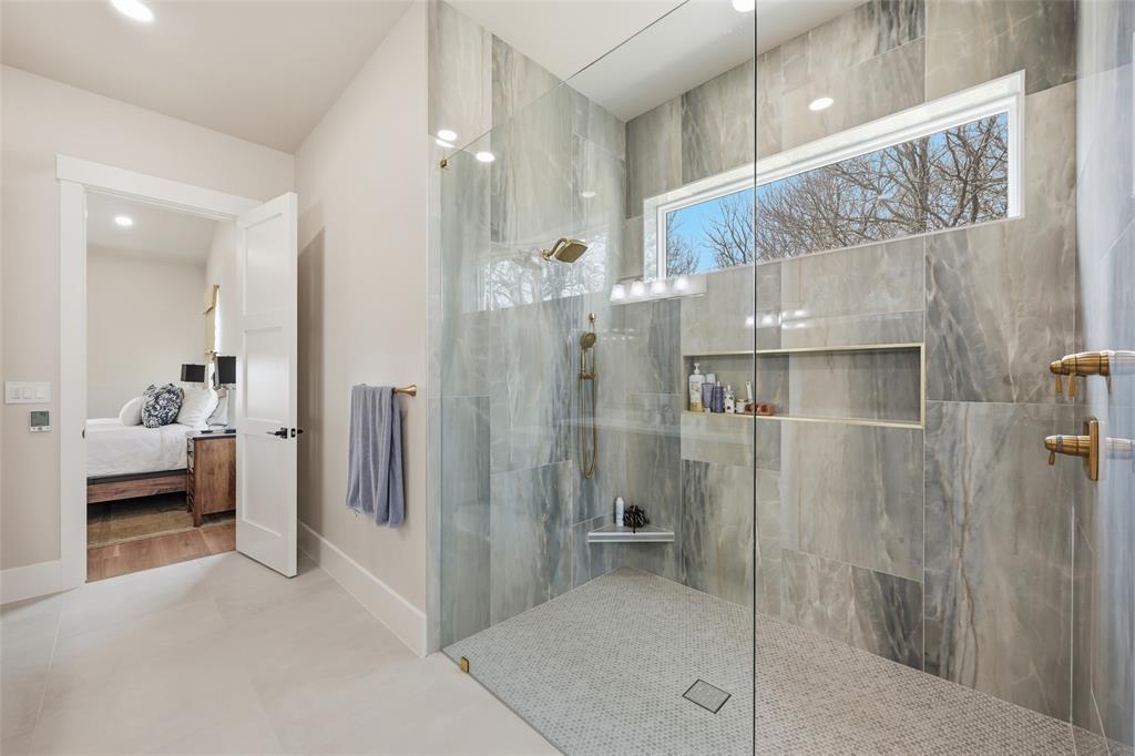 Bailey Acc - Residential