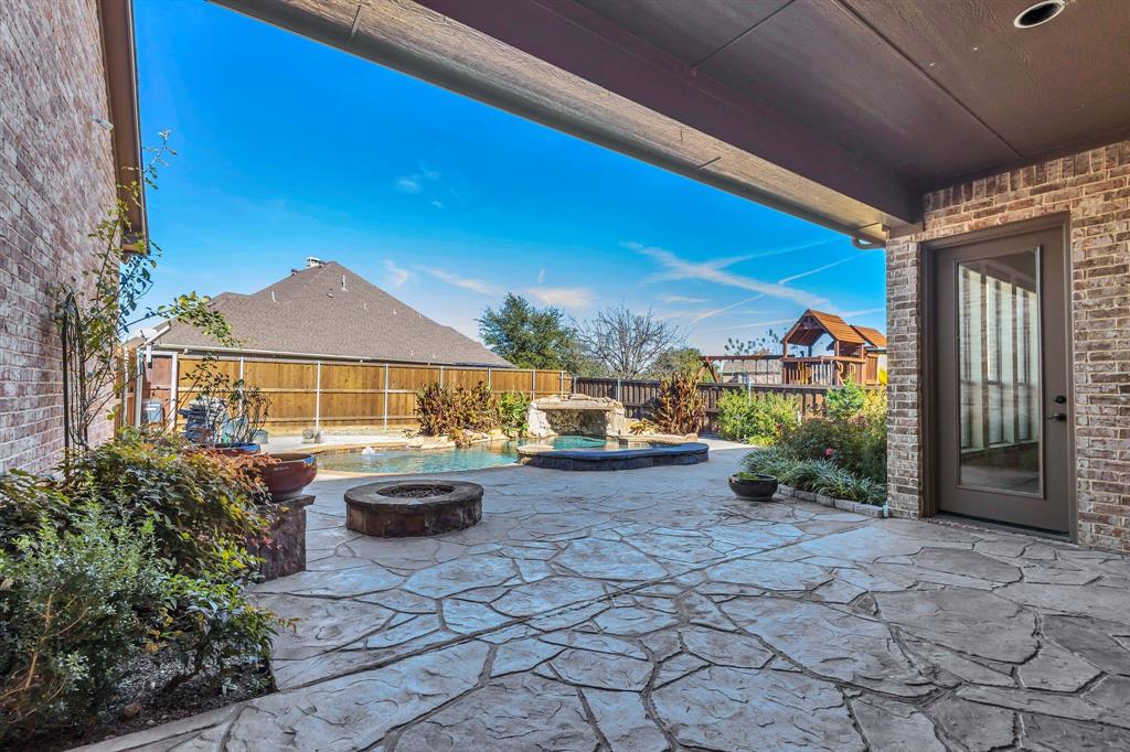 771 WINDSONG Lane