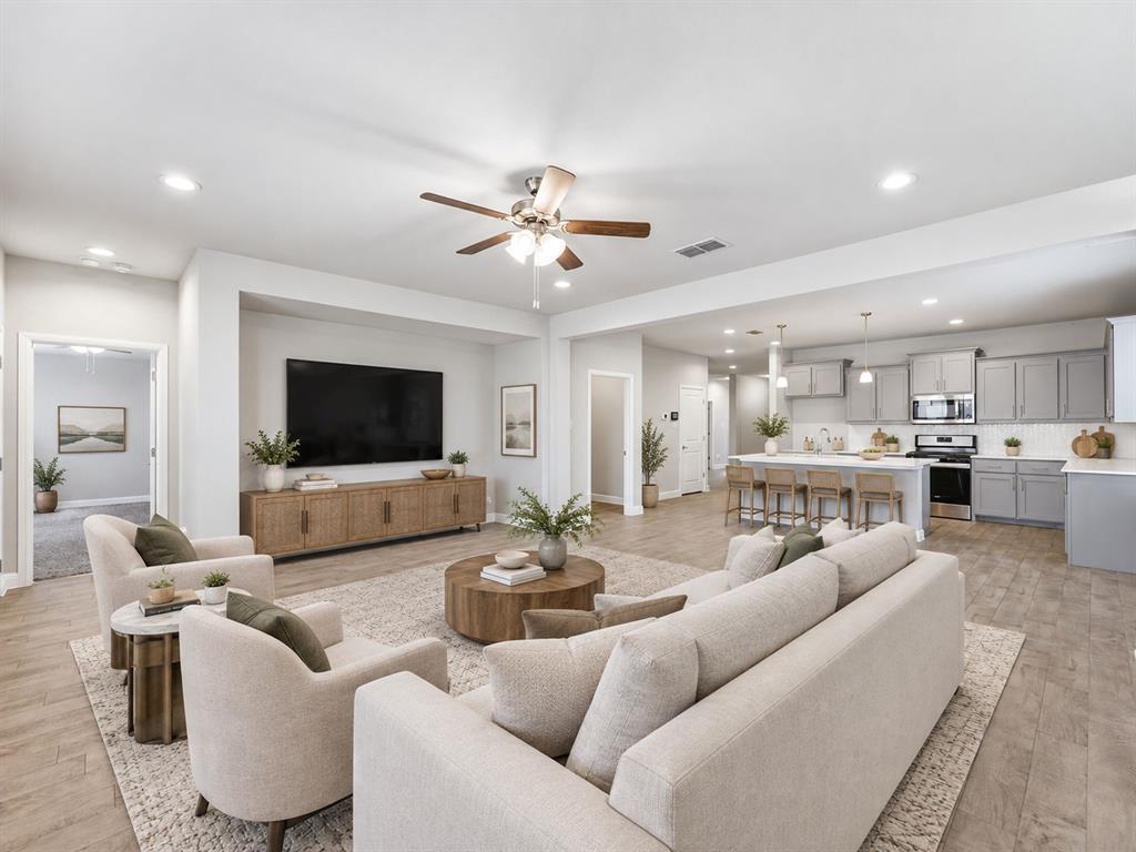1800 Chamaeleon Drive