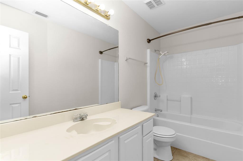 Meadow Vista Estates Add - Residential Lease