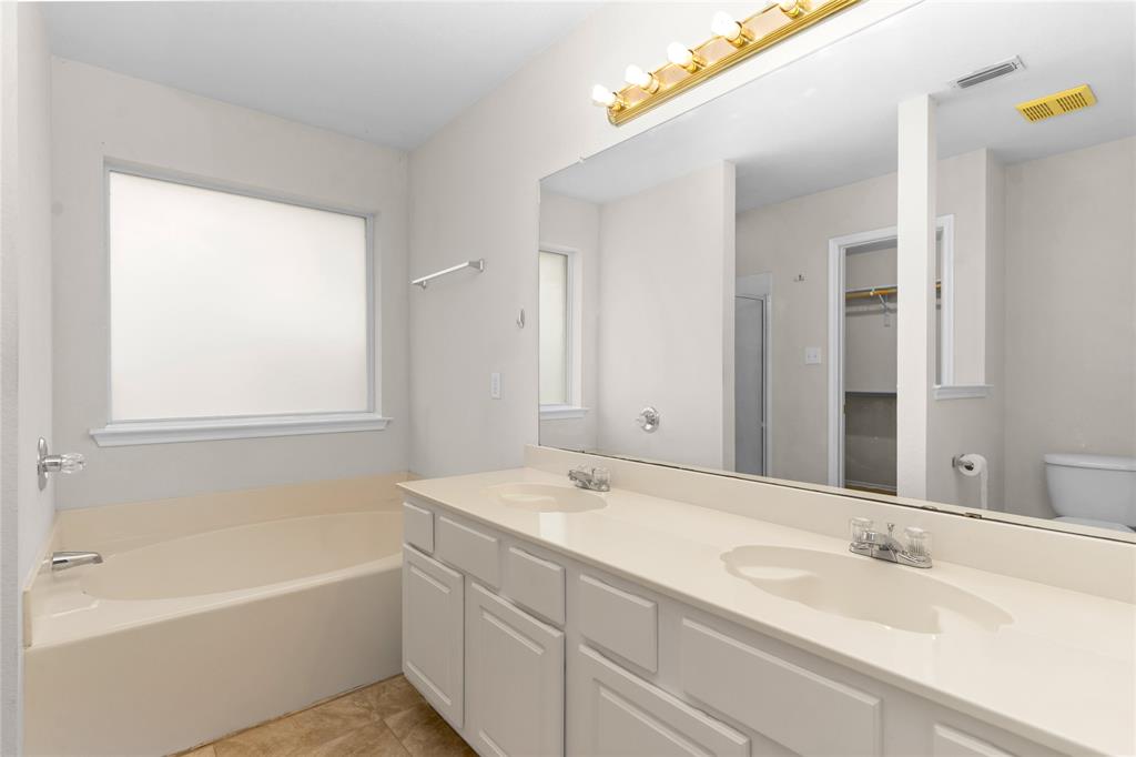 Meadow Vista Estates Add - Residential Lease