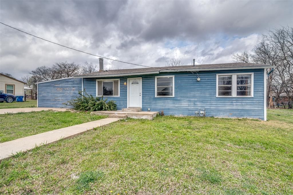 Photo of 207 Caddo Street, Josephine, TX 75173 (MLS # 21200232)
