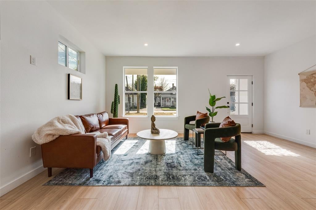 621-623 Melba Street