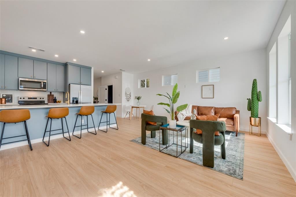 621-623 Melba Street