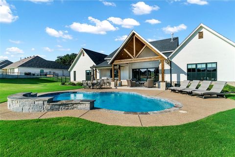 A home in Granbury