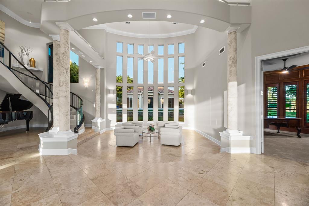 5100 Lighthouse Drive