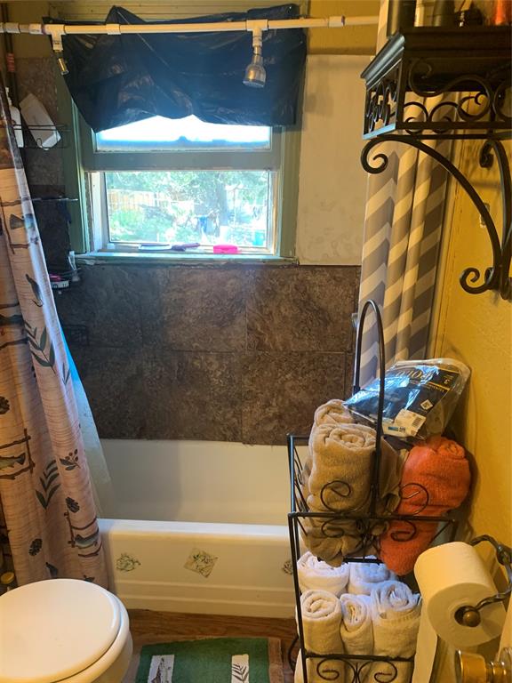 242 W Sayers Drive W