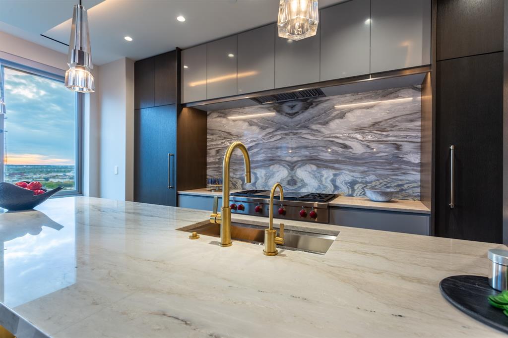 Stoneleigh Residences - Residential