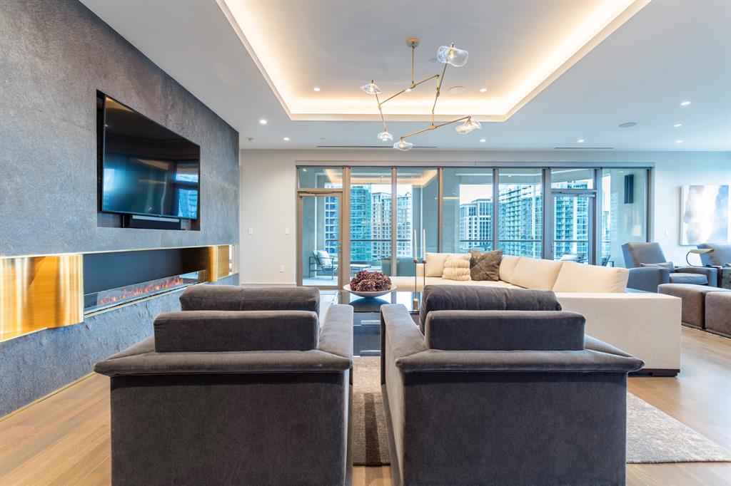 Stoneleigh Residences - Residential