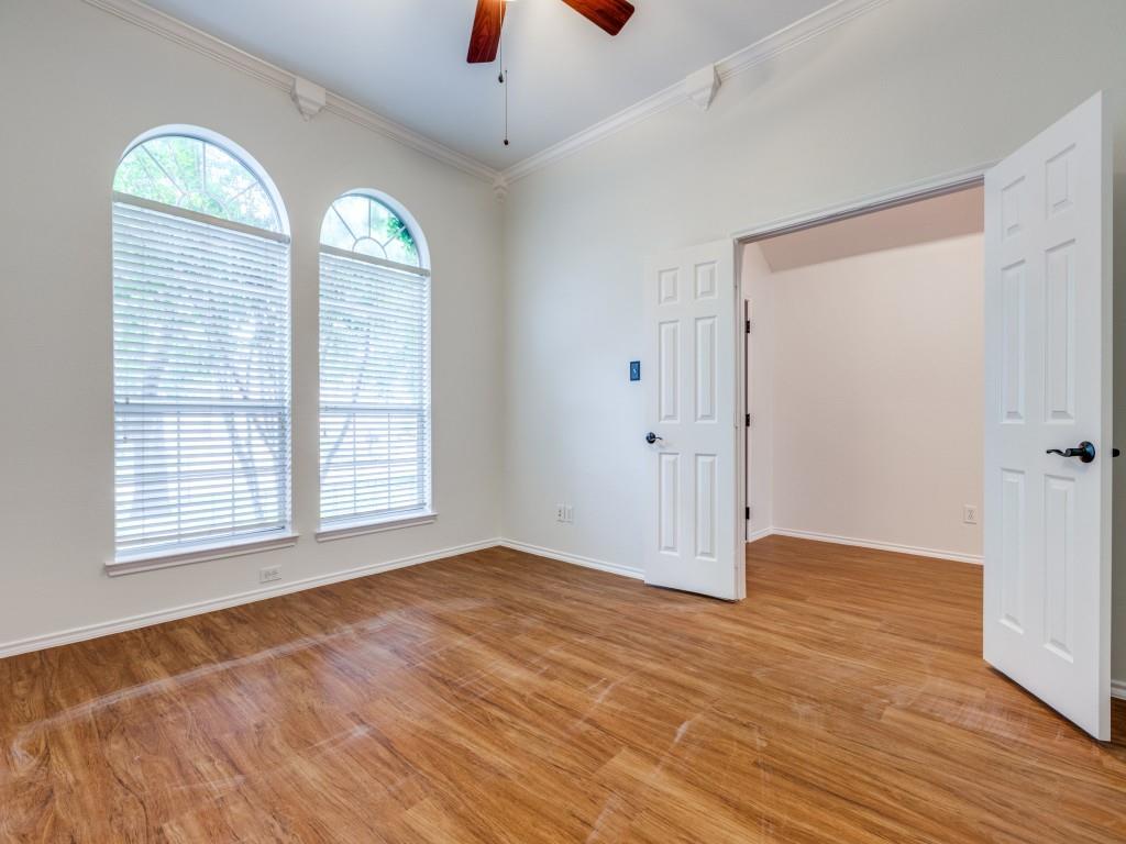 2212 Eisenhower Drive