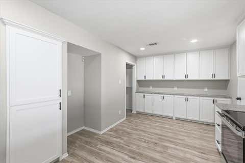 Tiny photo for 857 Twilight Trail, Grapevine, TX 76051 (MLS # 21339000)