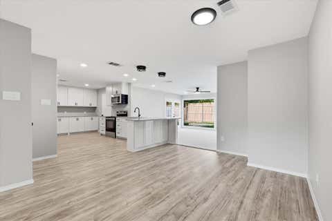 Tiny photo for 857 Twilight Trail, Grapevine, TX 76051 (MLS # 21339000)