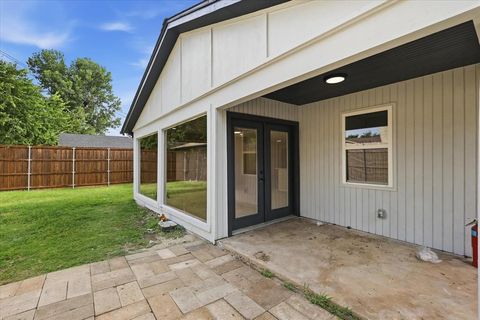 Tiny photo for 857 Twilight Trail, Grapevine, TX 76051 (MLS # 21339000)