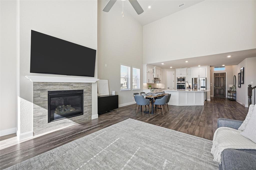 2551 Canary Grass Lane