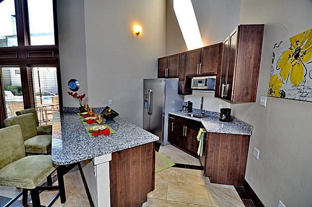 everwood apartments - Residential Lease