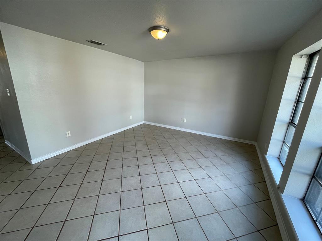 GREENMOUNT 1ST ADDN - Residential Lease