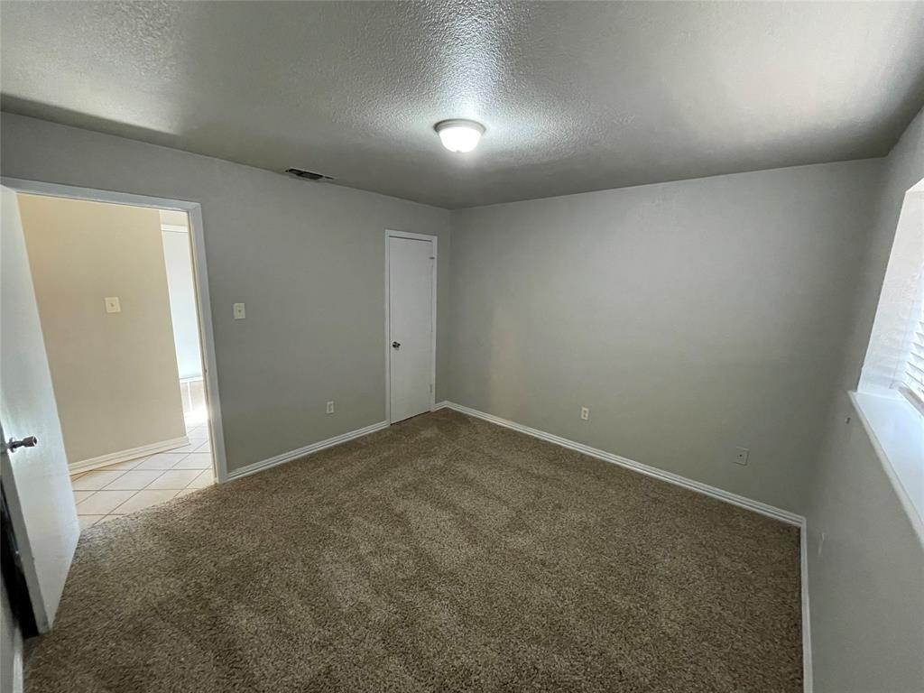 GREENMOUNT 1ST ADDN - Residential Lease