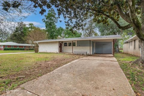 A home in Shreveport