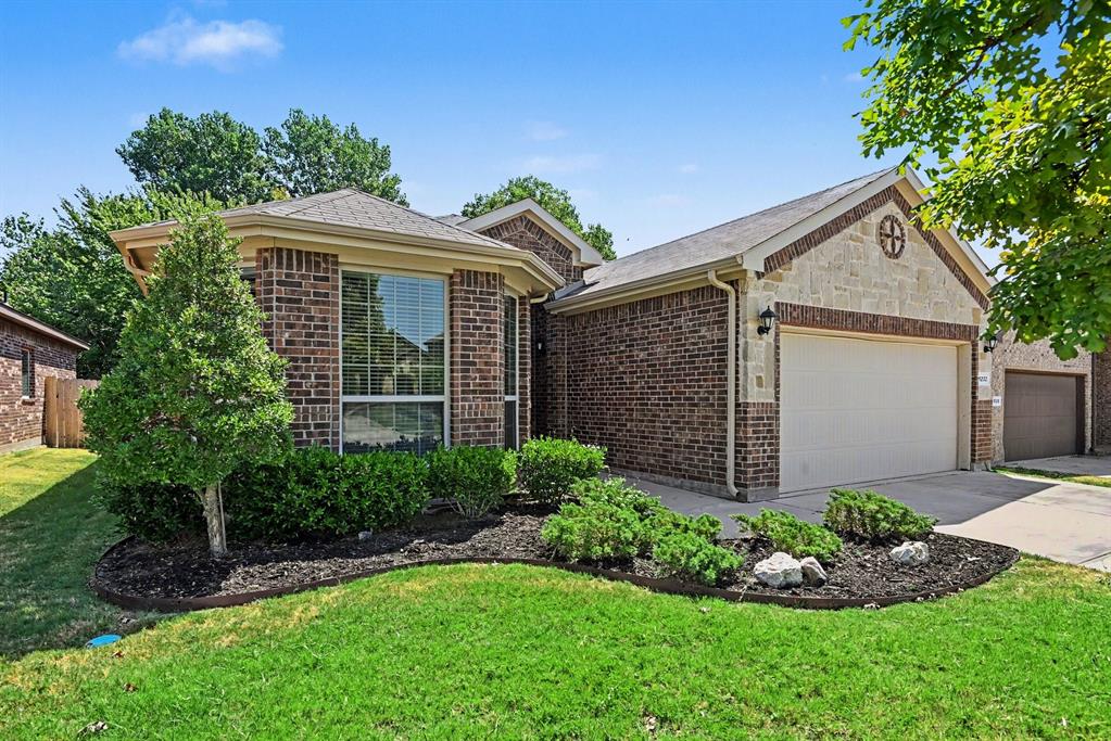 1232 Scott Drive