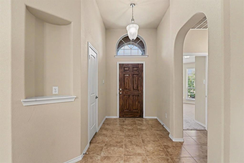 1232 Scott Drive