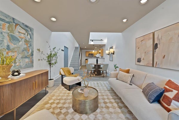 4003 GILBERT AVE APT 10, DALLAS, TX 75219 - Image 16c945d2122e246017e6c8d8c623f8ee/2054155381