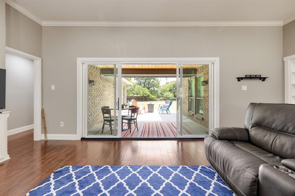 Mansfield, Texas 76063, United States, 4 Bedrooms Bedrooms, ,3 BathroomsBathrooms,Residential,Active,131230