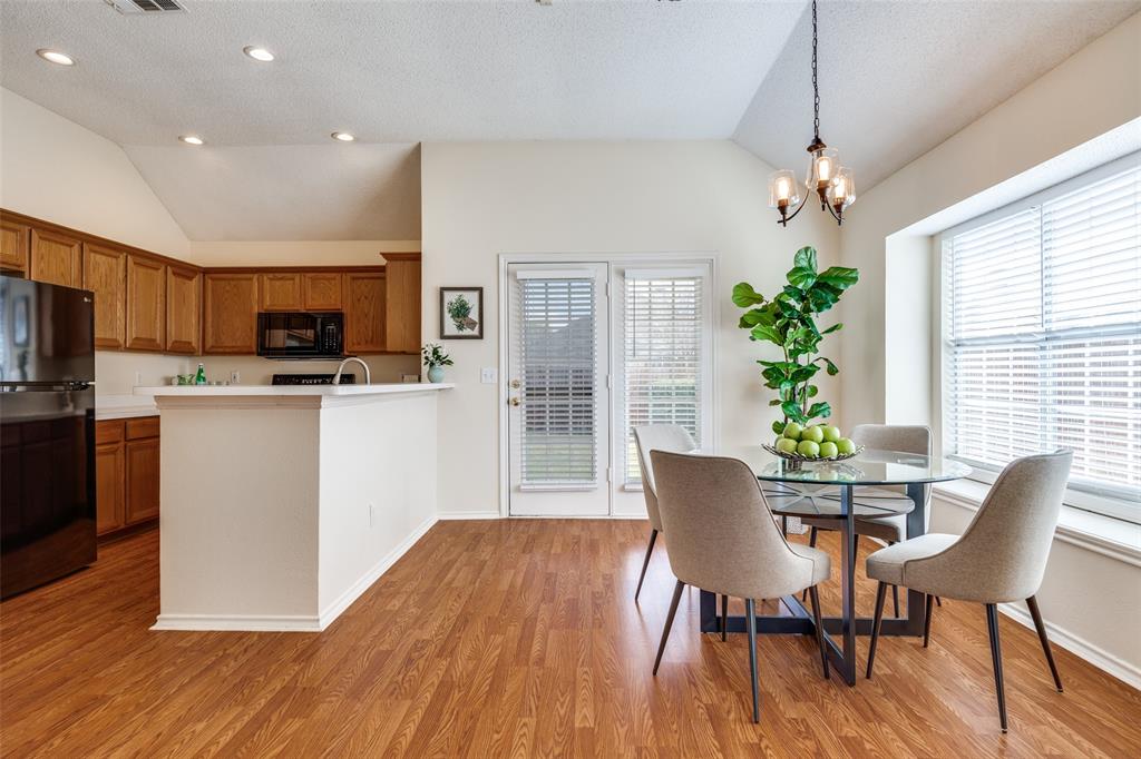 10059 Cambridge Drive