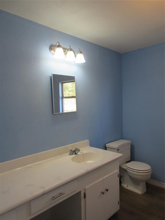 813 Live Oak Highway