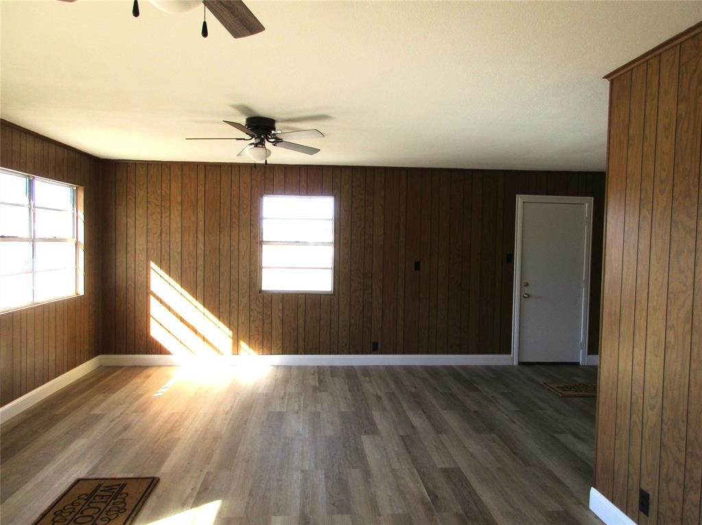 813 Live Oak Highway