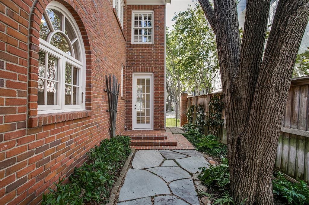 Preston Place 03 - Residential