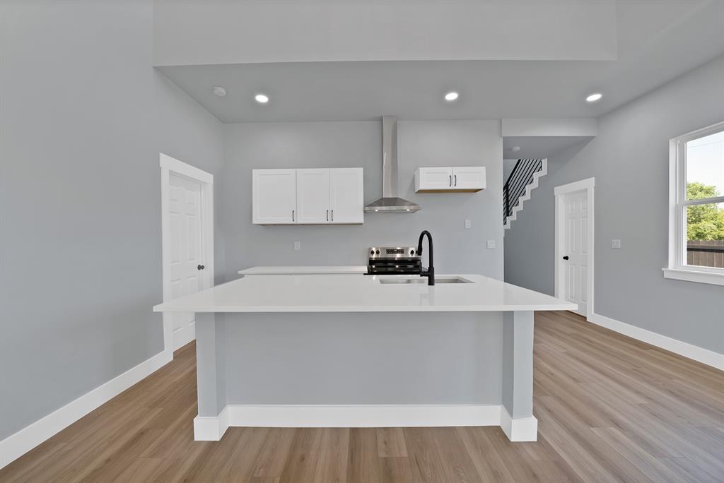 Lakeside Hills - Residential