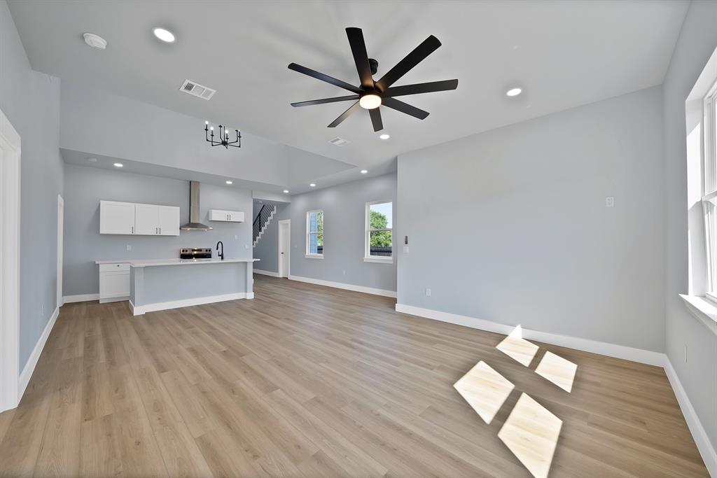 Lakeside Hills - Residential