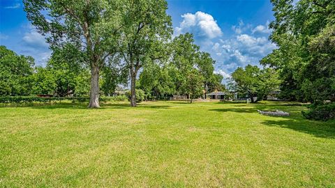 A home in Azle