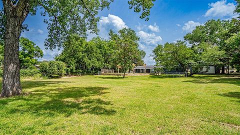 A home in Azle