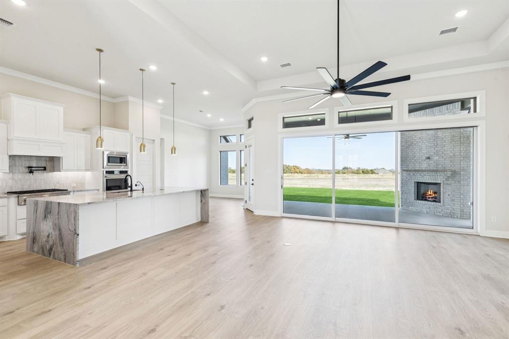 Lakeway Estates - Residential