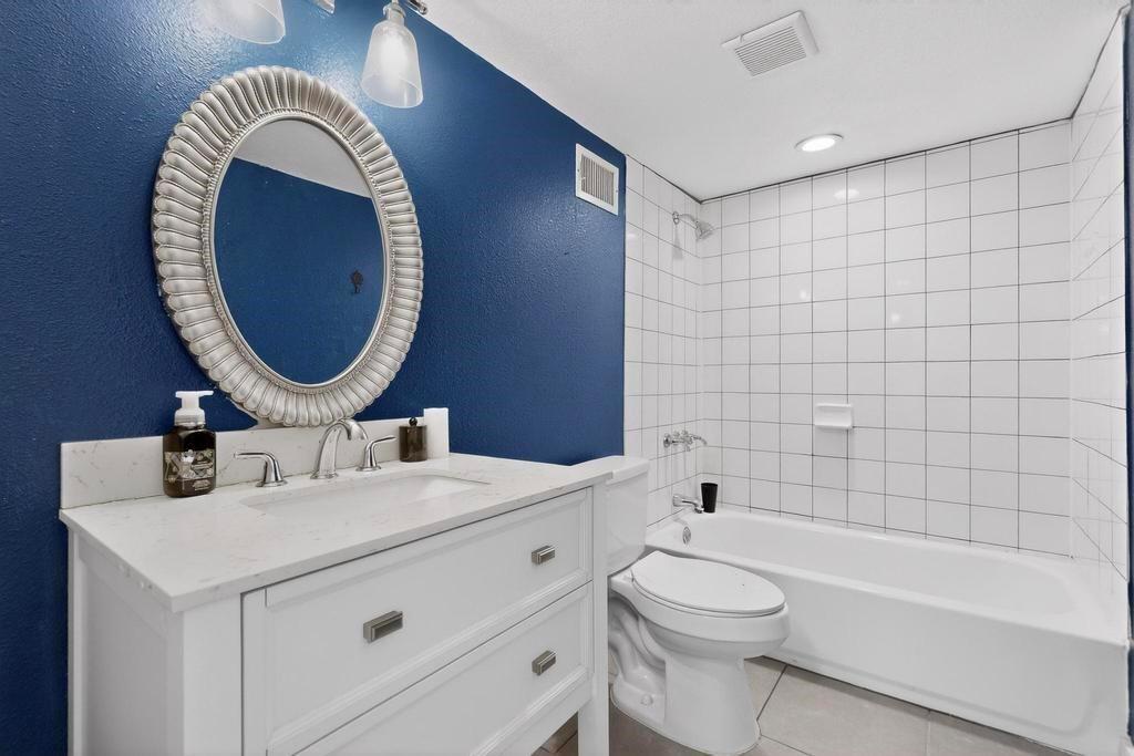 Town - Waxahachie - Residential