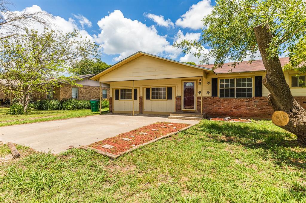 704 4th Street