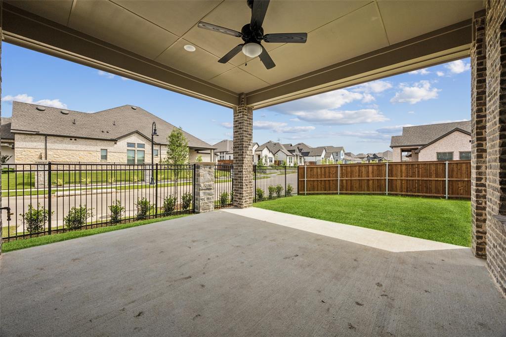 1017 Daisy Way