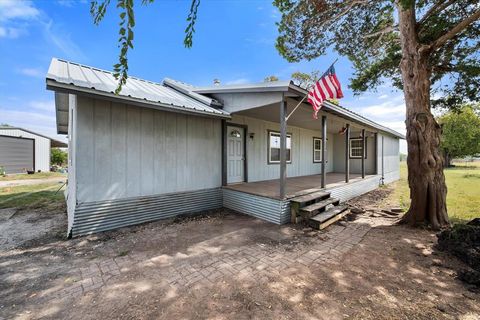 14545 SW County Road 4170 Dawson TX 76639