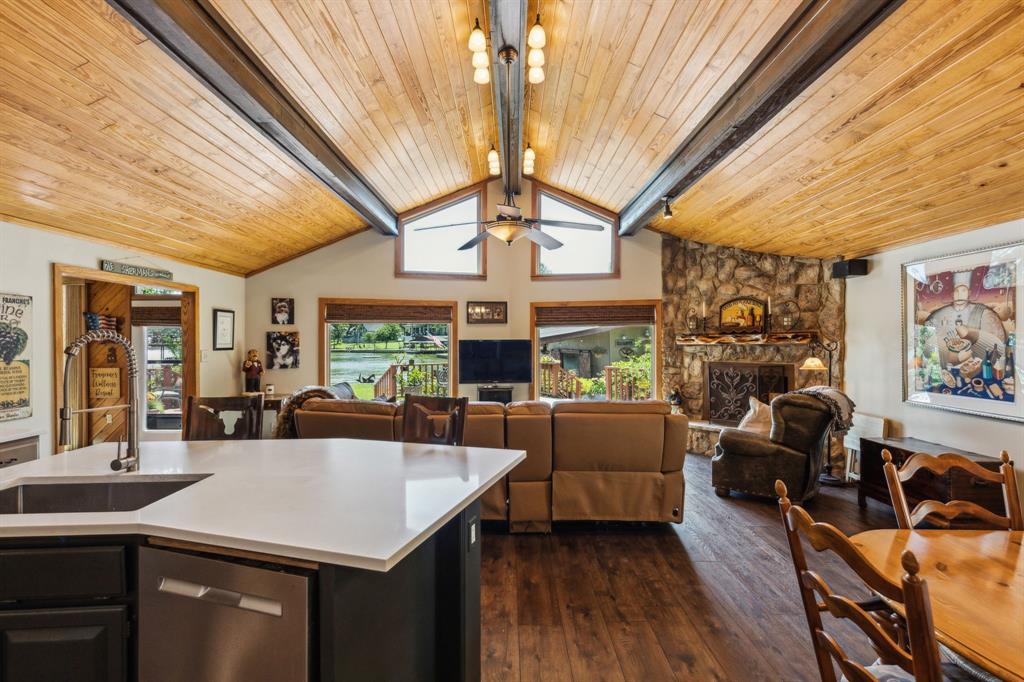 17 Bayside Drive