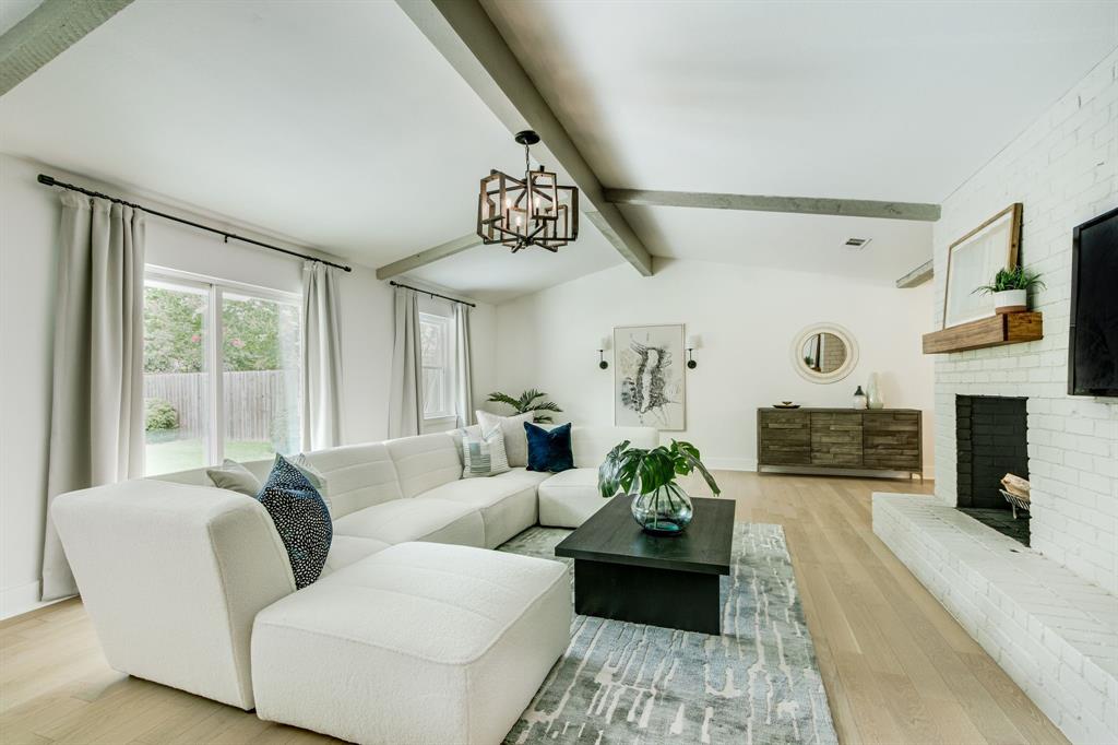 406 Forest Grove Drive