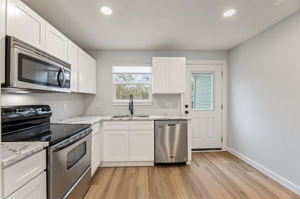 George A C Sub Sunshine Hill - Residential