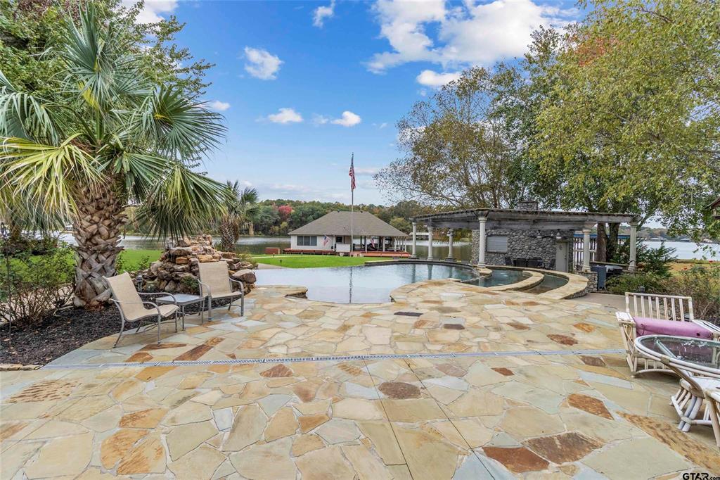 PENINSULA ADDN - Residential