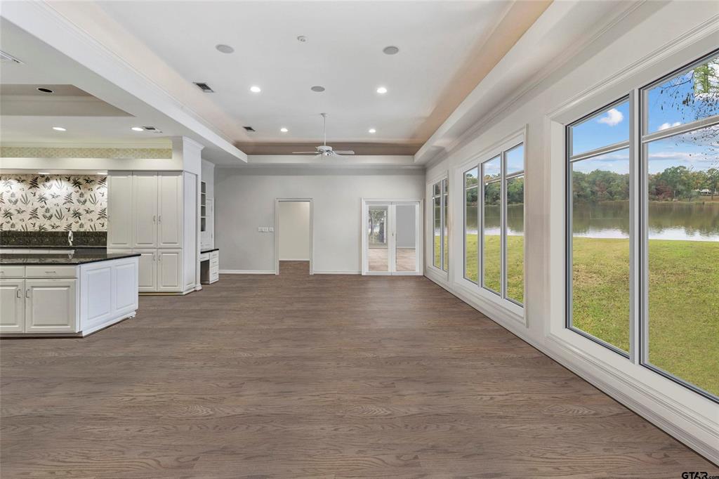 PENINSULA ADDN - Residential