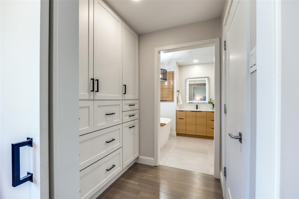 Royal Oaks Park - Residential