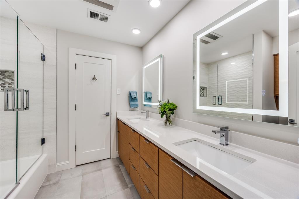 Royal Oaks Park - Residential