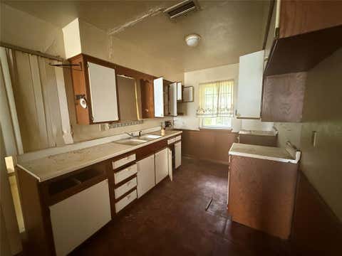 Tiny photo for 1810 Texas Street, Grand Prairie, TX 75051 (MLS # 21340901)